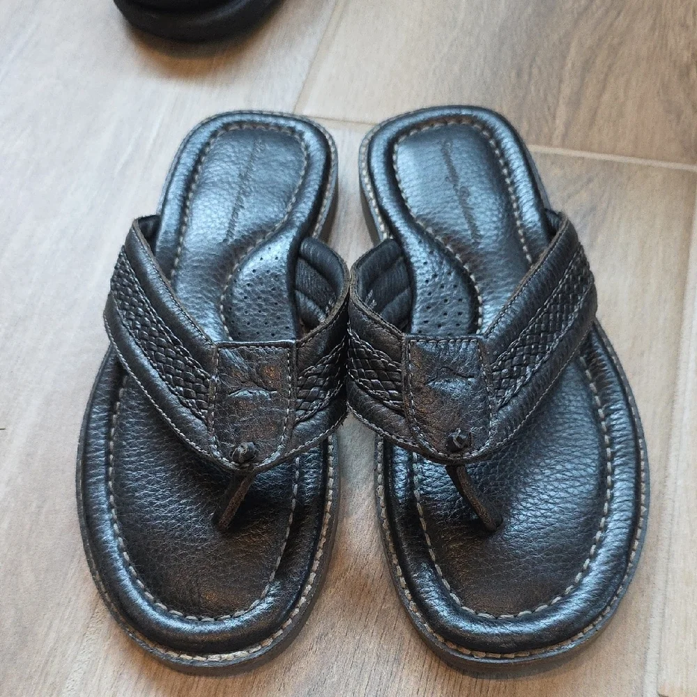 Tommy Bahama Black Leather Sandals